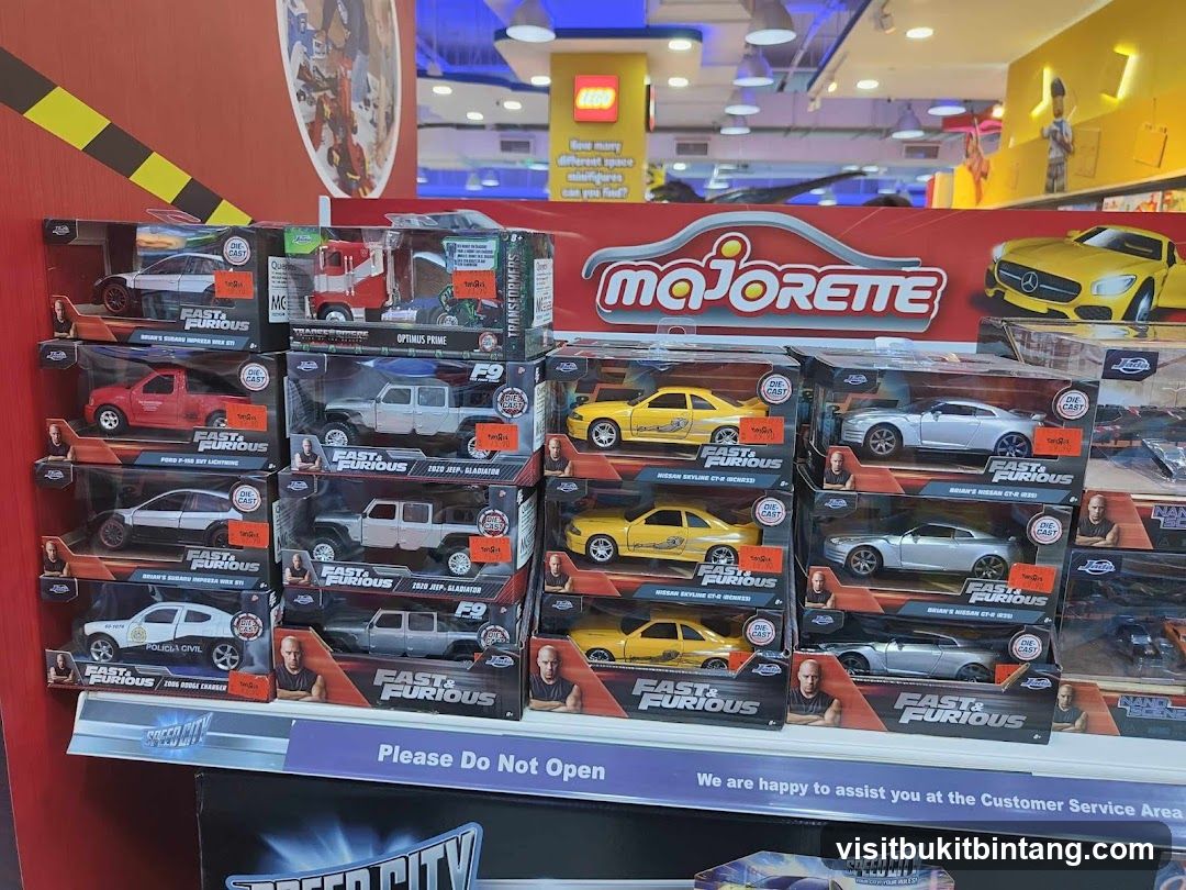 Die-cast toy cars