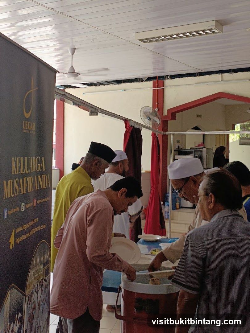 People serving food