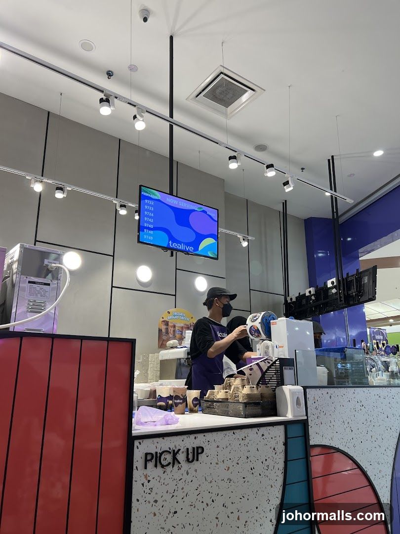 Tealive Pick Up Counter