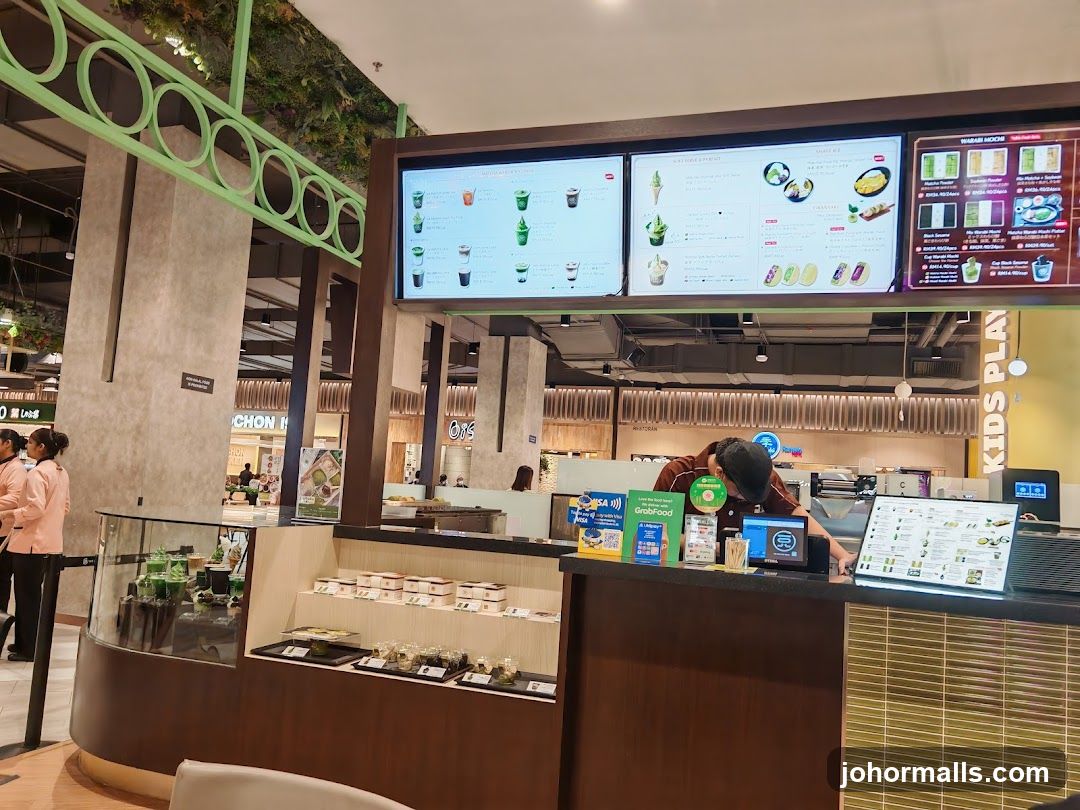 Dessert and Drink Counter
