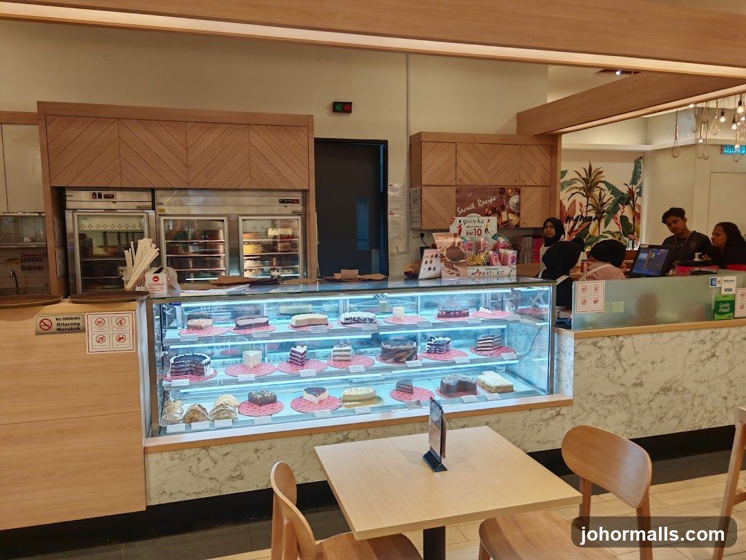 Cake Display and Counter