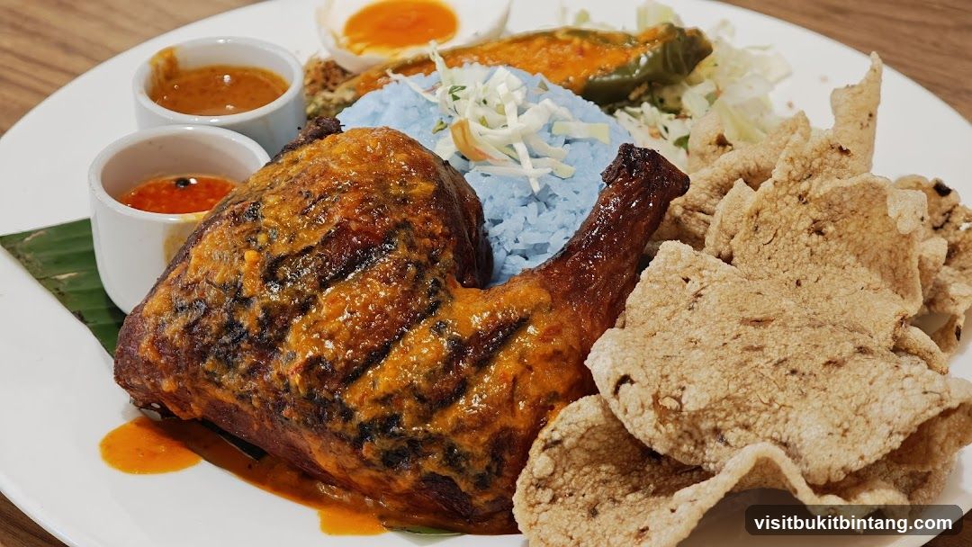 Nasi Kerabu with Fried Chicken