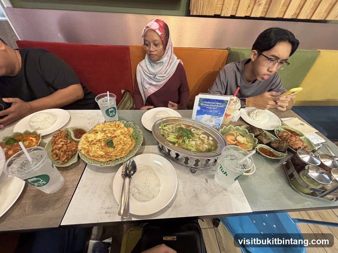 People Eating Thai Food