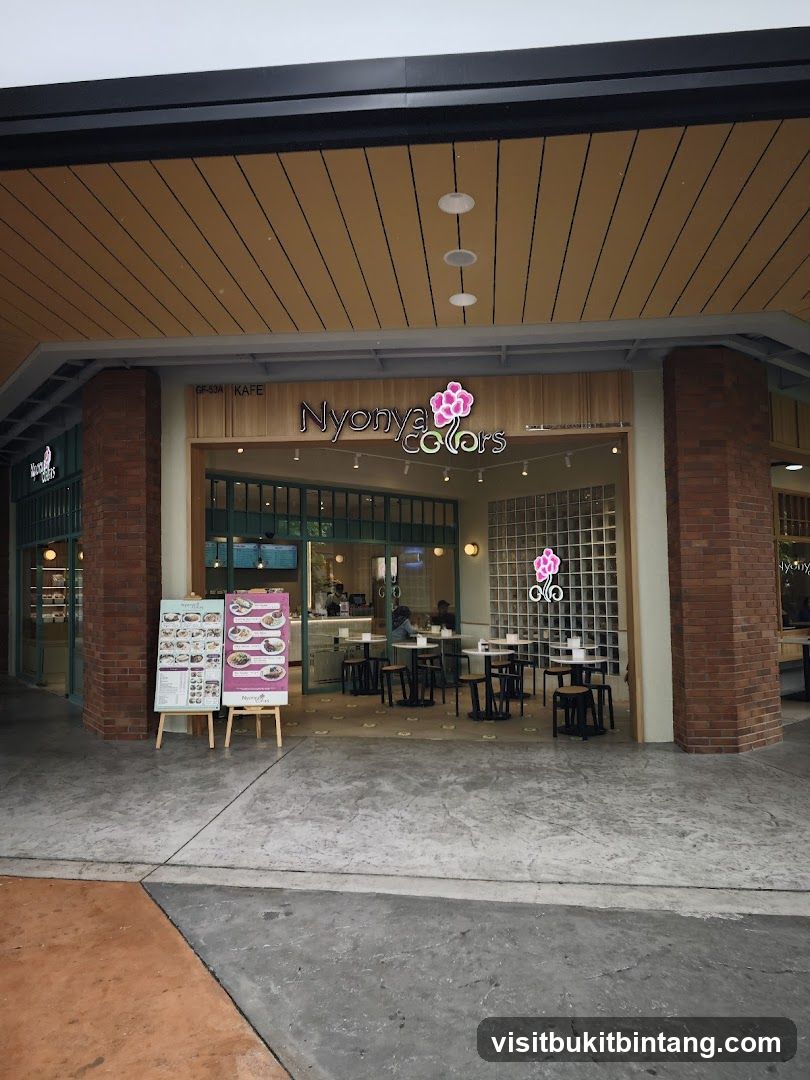 Nyonya Colors • Elmina Lakeside Mall