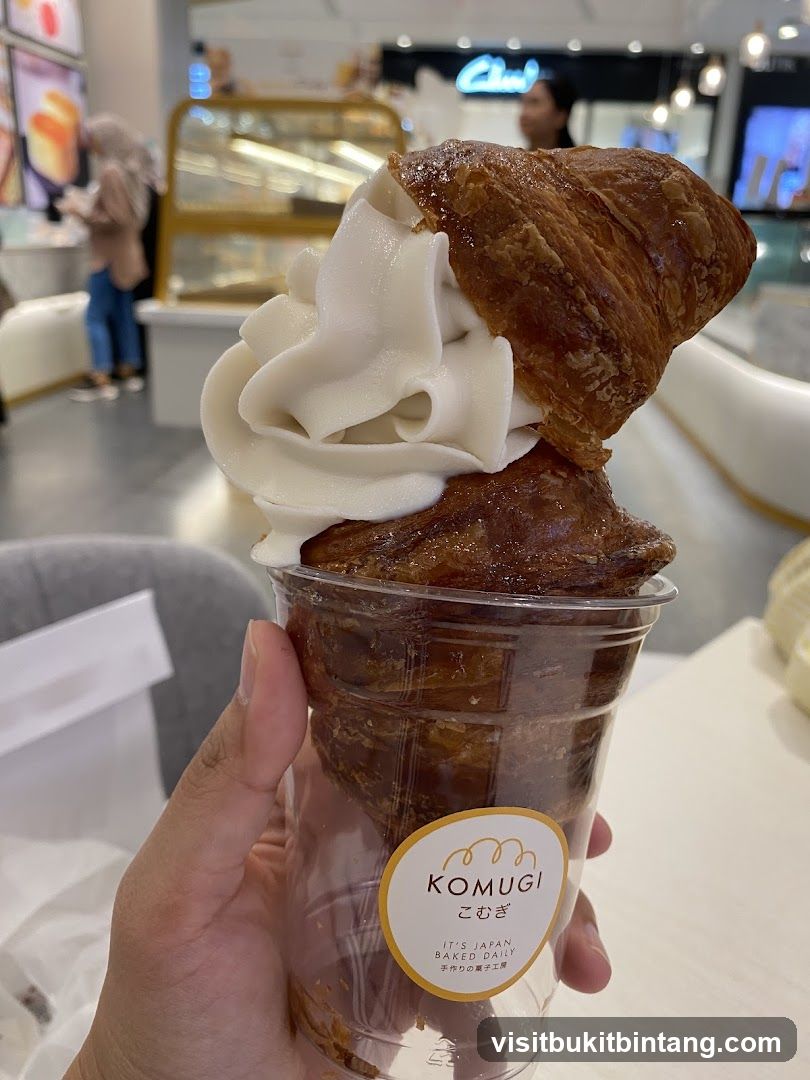 Croissant Ice Cream Cup