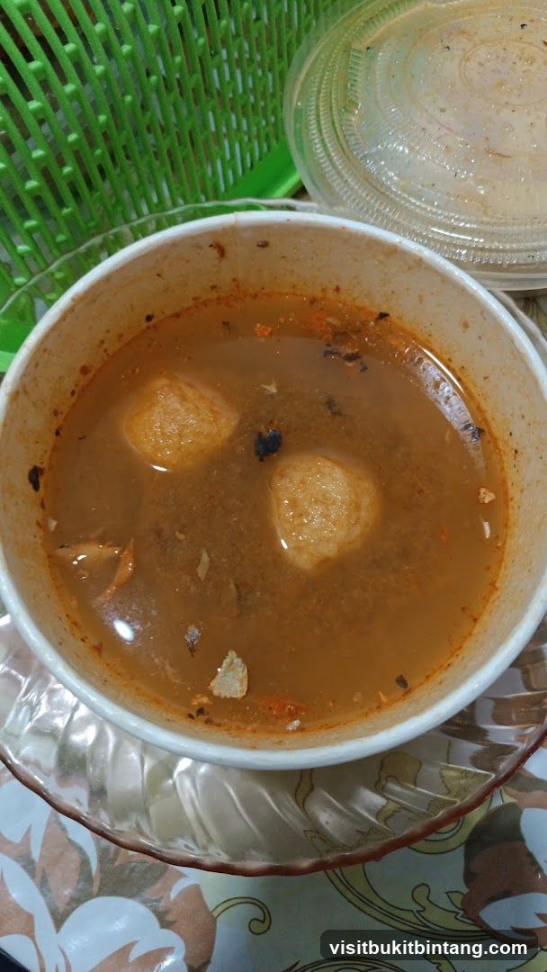 Soup with Fish Balls