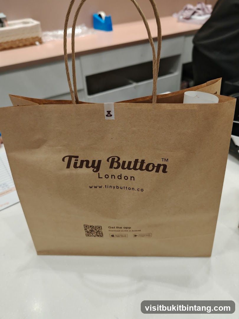 Tiny Button Aeon Shah Alam