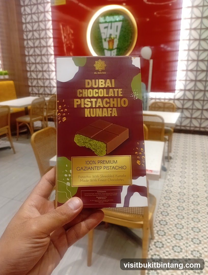 Dubai Chocolate Pistachio Kunafa Box