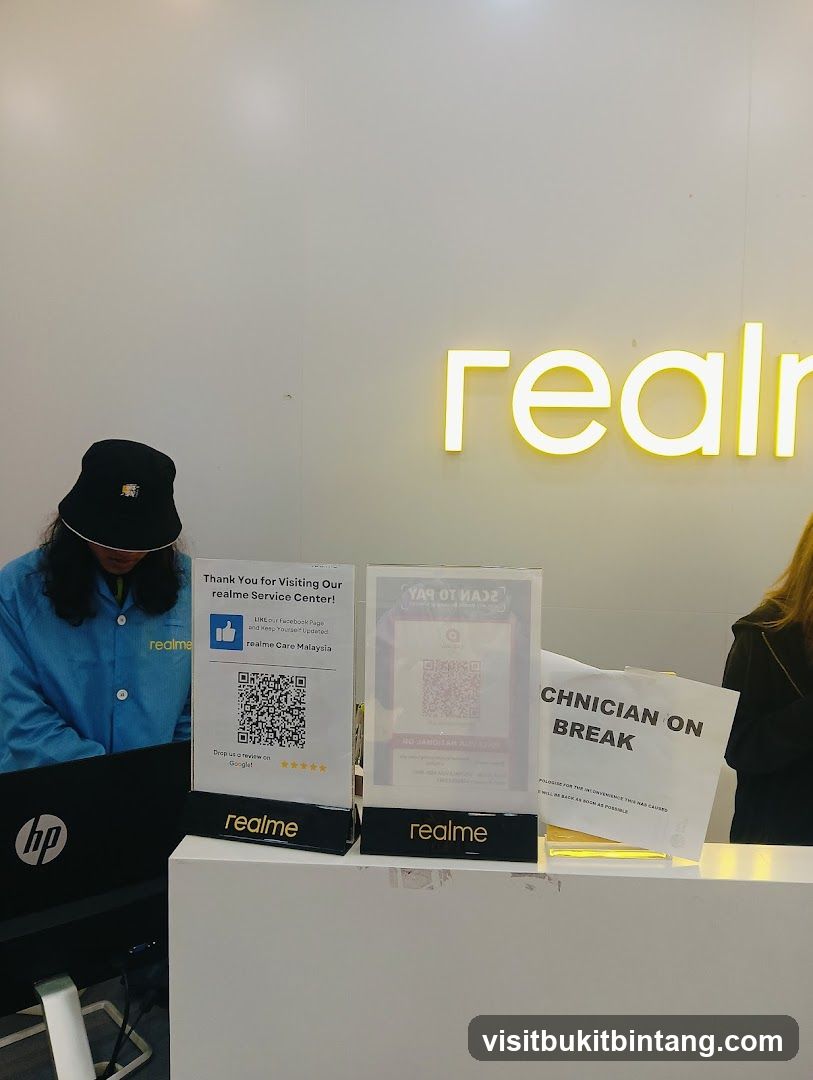 Realme Service Center Counter