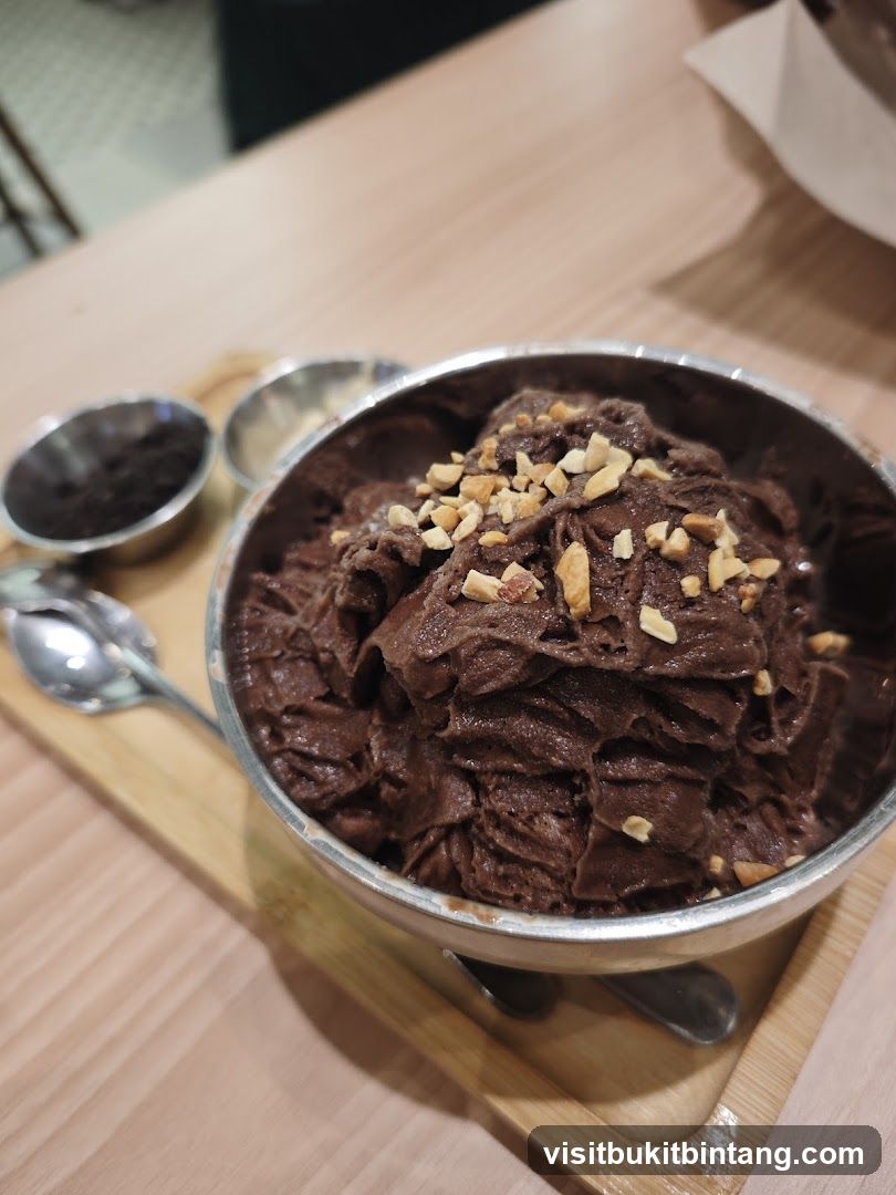 Chocolate Shaved Ice with Toppings
