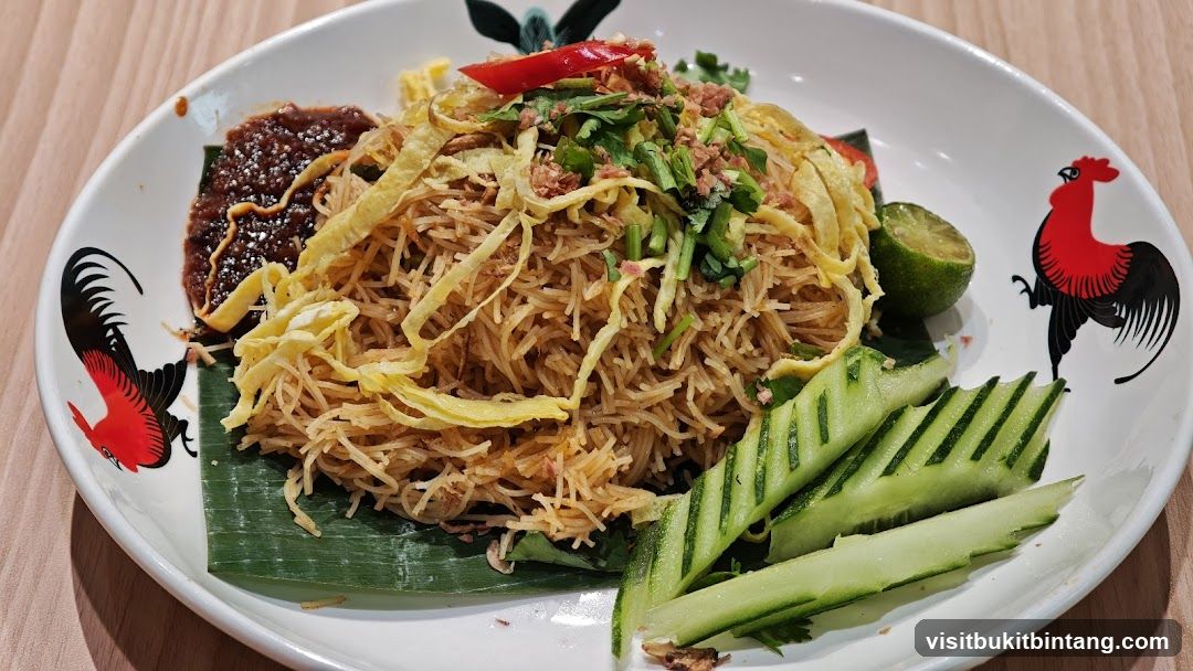 Noodles with Sambal and Garnish
