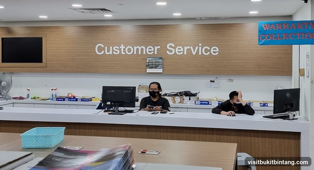 Customer Service Desk