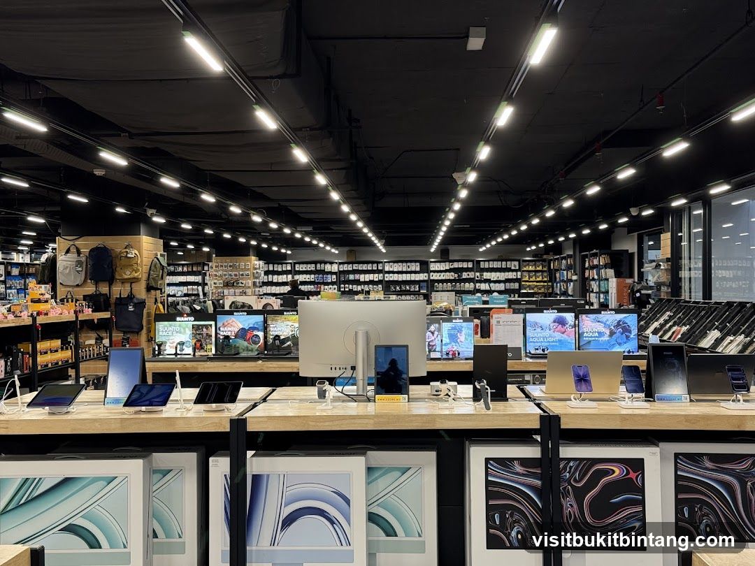Electronics Store Display