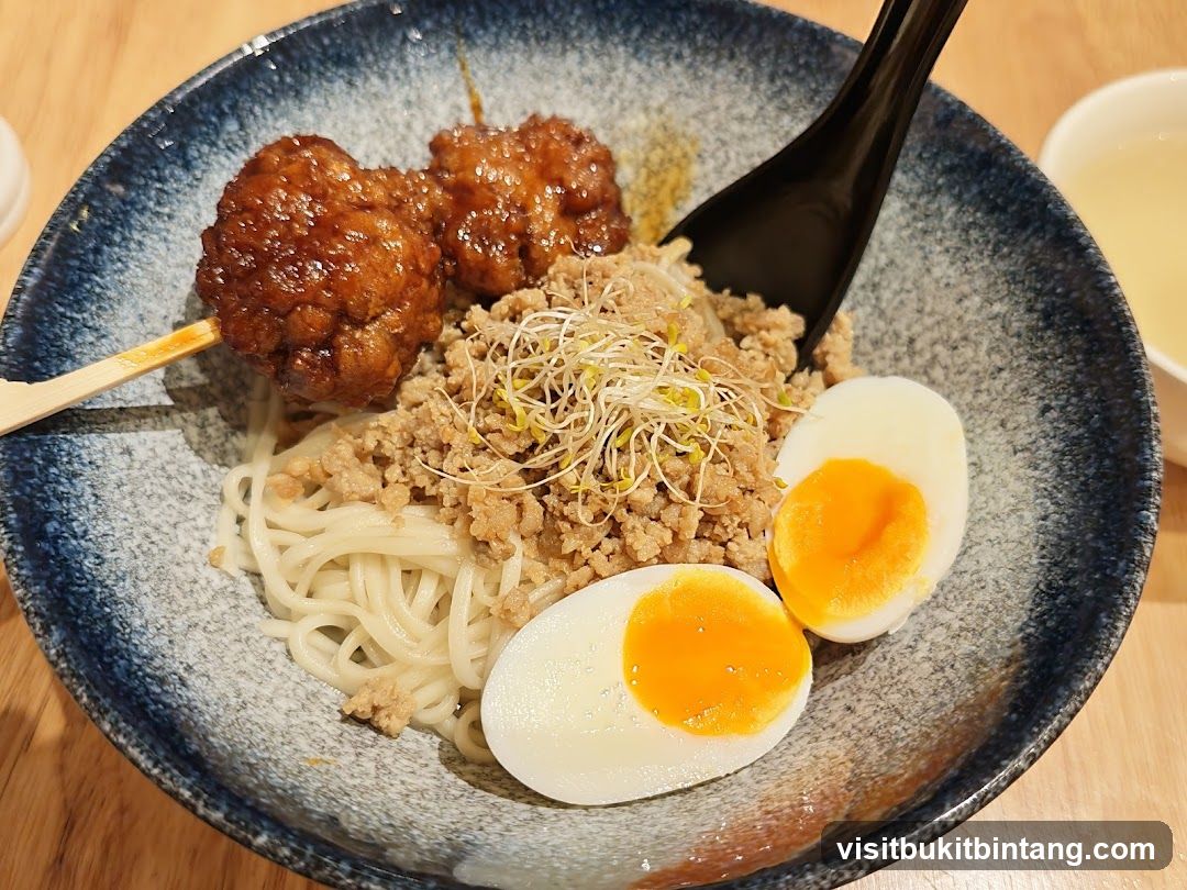 Noodle Dish with Meatballs and Egg