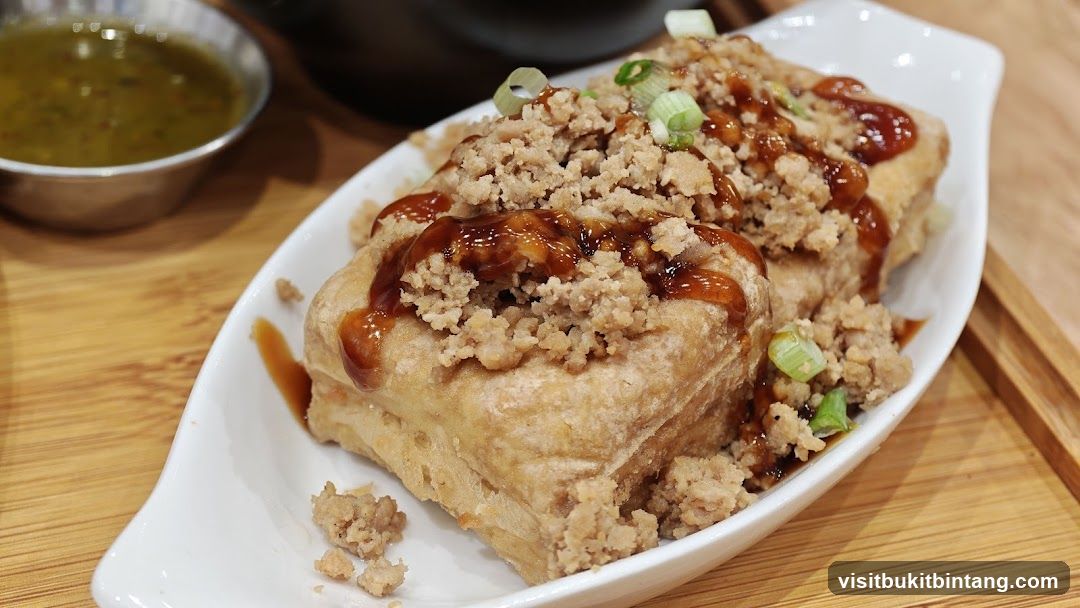 Fried Tofu with Toppings