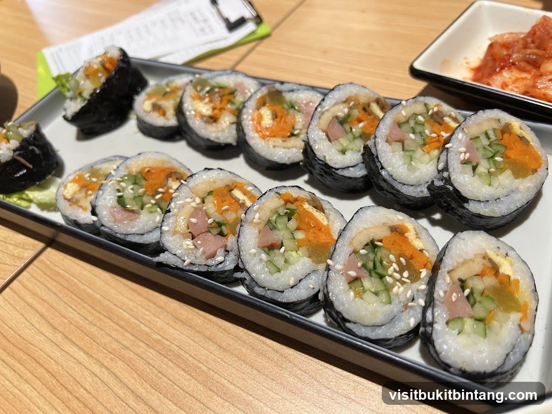 Kimbap and Kimchi