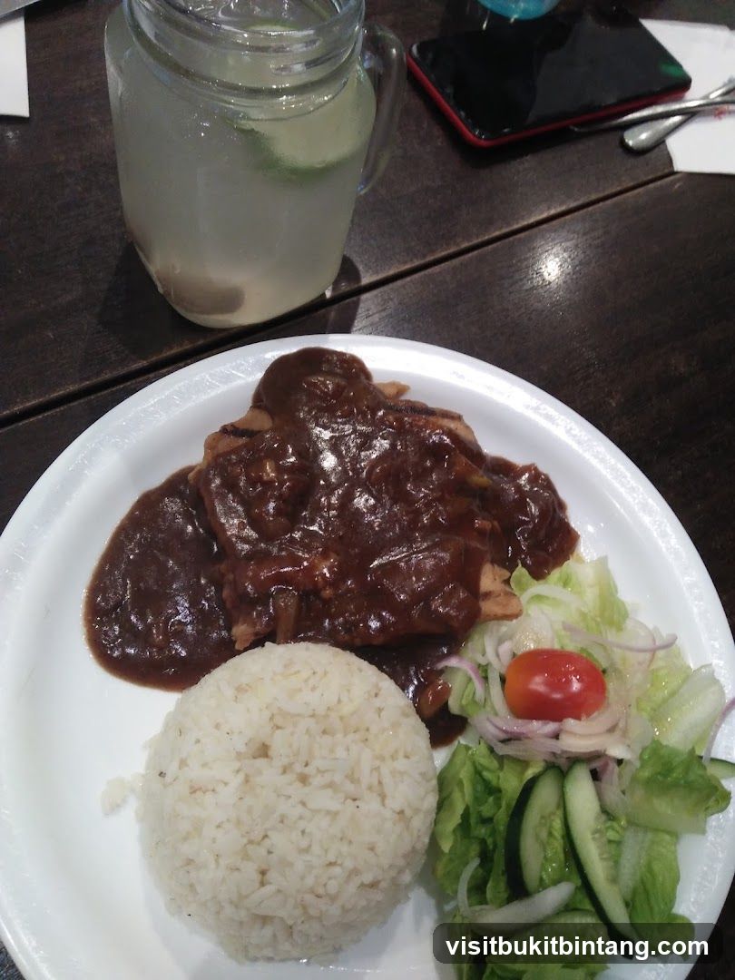 Chicken with Rice and Salad
