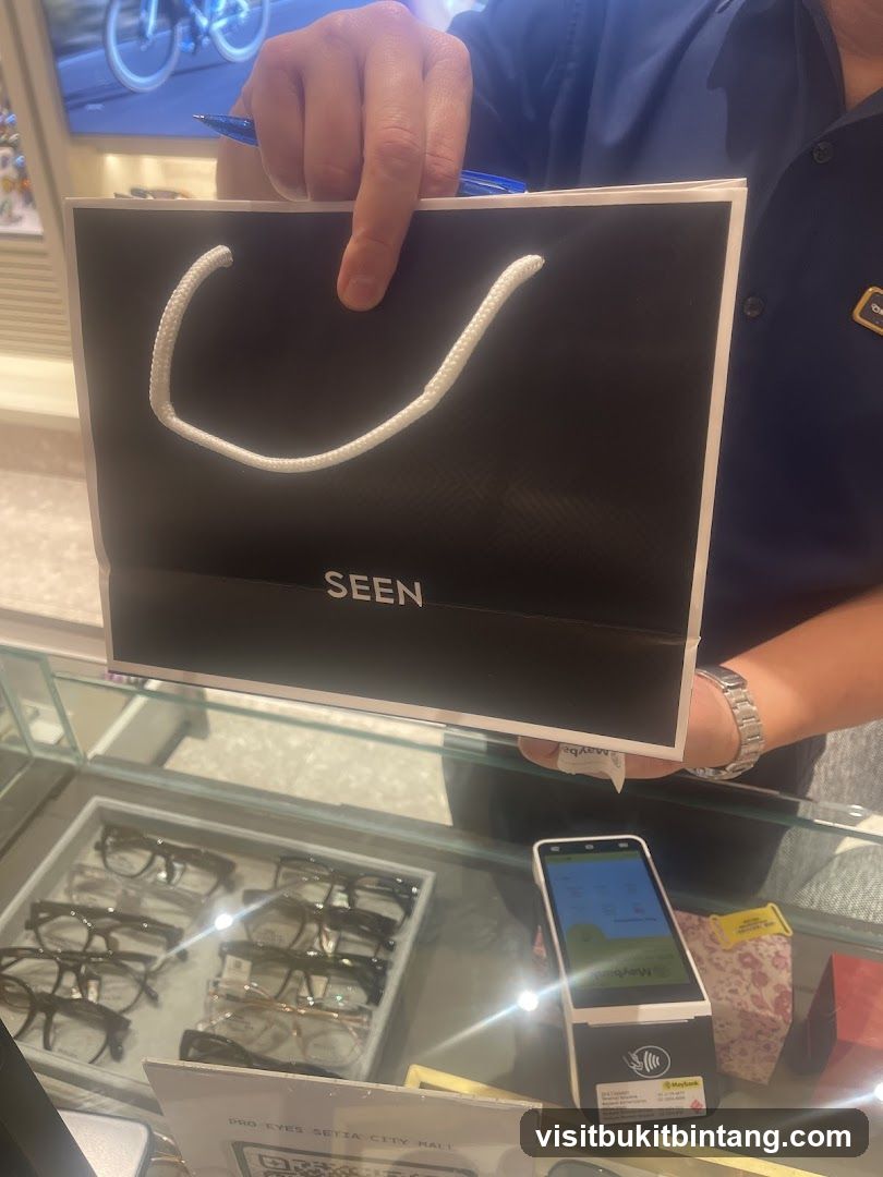 Shopping Bag and Eyeglasses