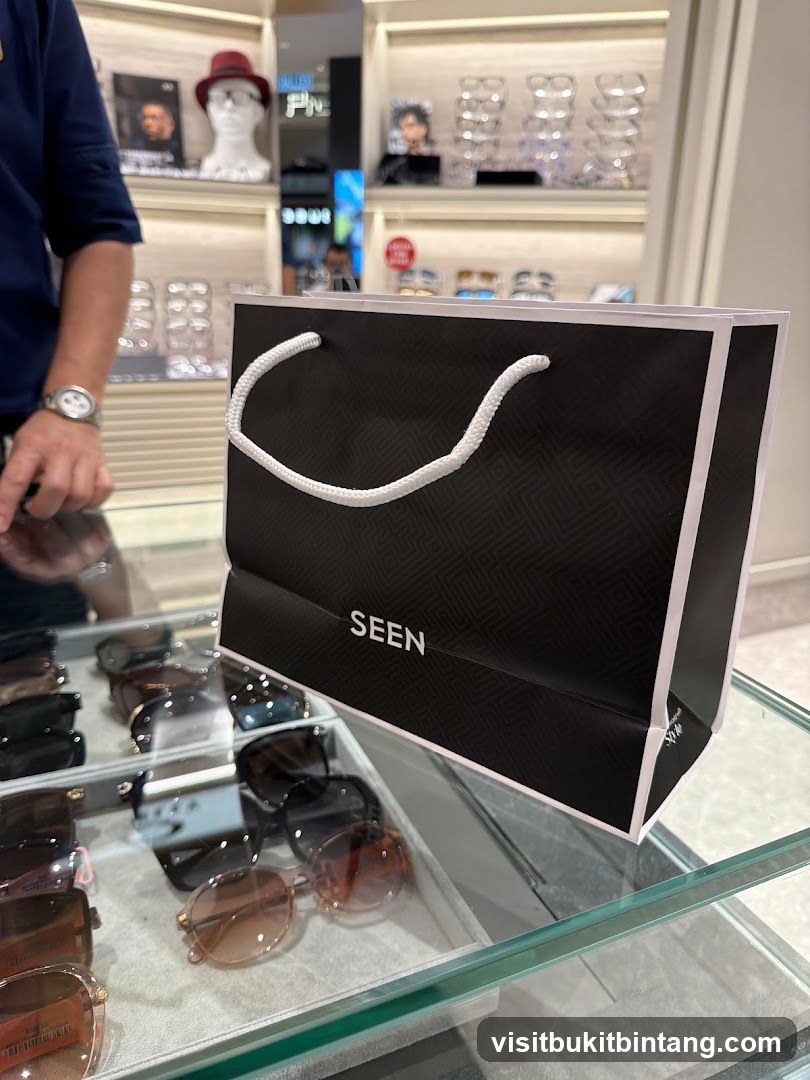 Shopping Bag with "SEEN" Logo