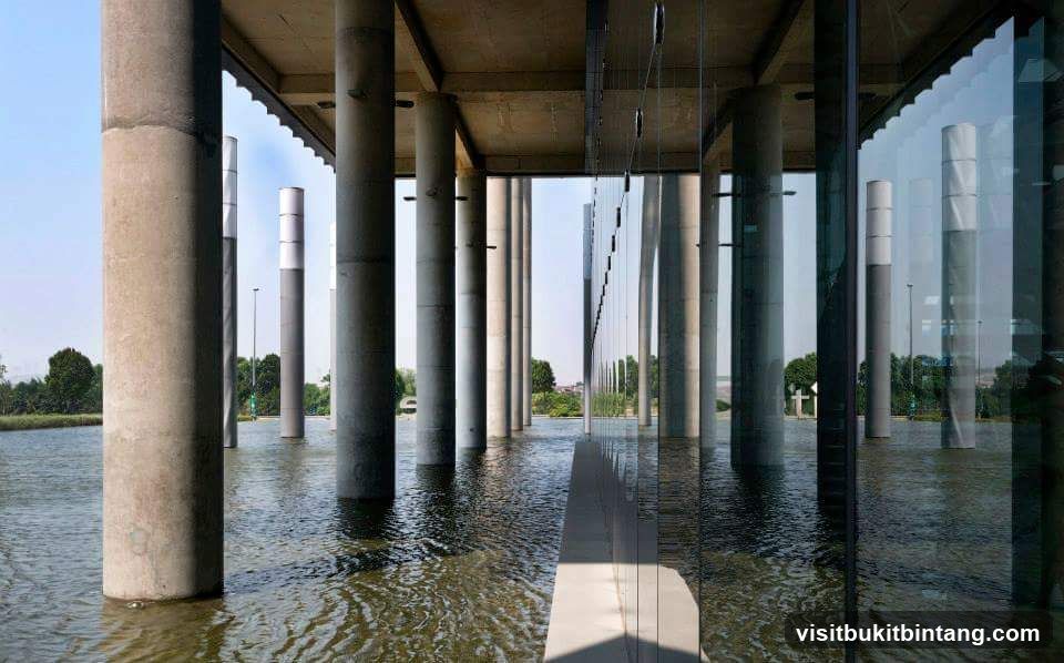 Modern Building with Water Feature