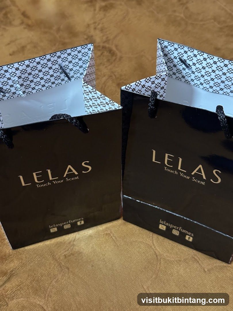Lelas Shopping Bags