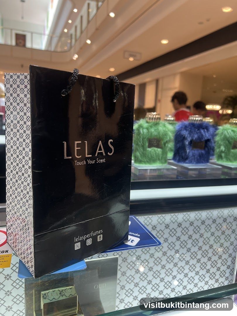 Lelas Perfume Bag