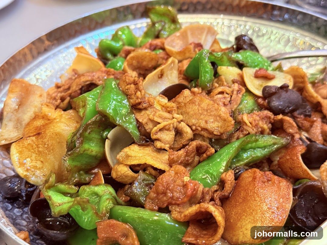 Stir-fried Pork with Green Peppers