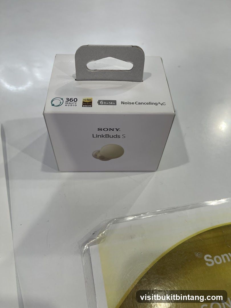 Sony LinkBuds S Packaging
