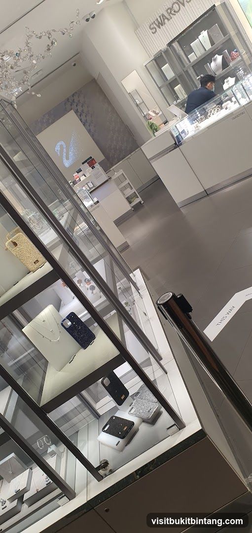Swarovski Store Interior
