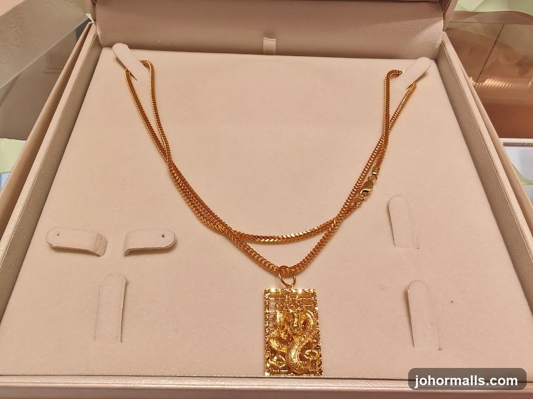 Gold Necklace with Dragon Pendant