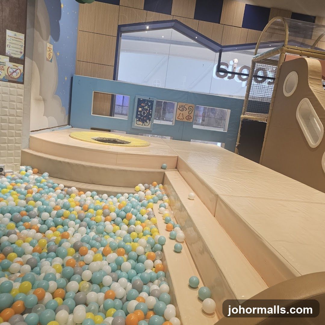 Indoor Playground Ball Pit