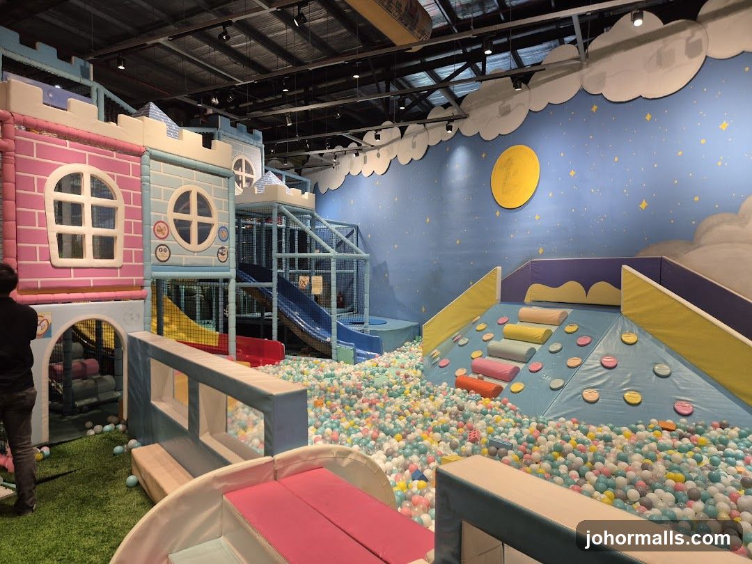 Indoor Playground with Ball Pit