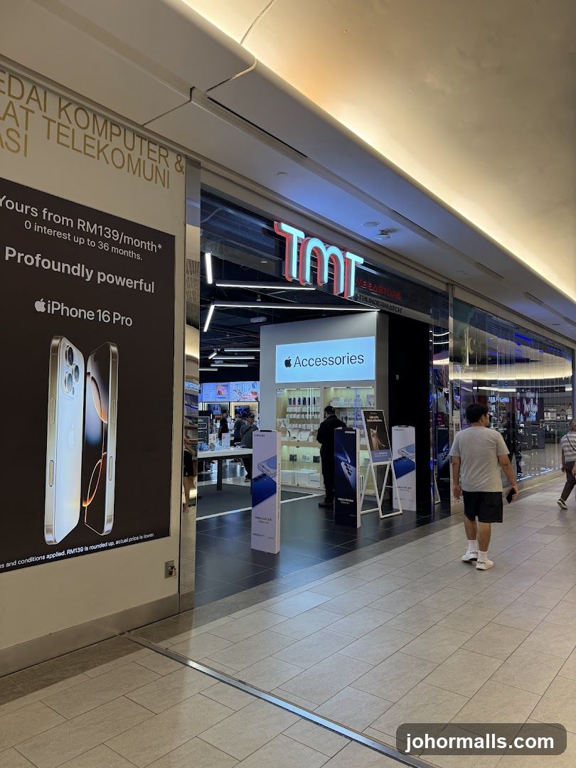 TMT Store Entrance