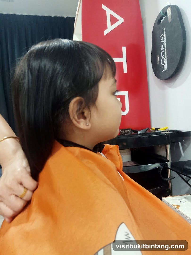 Child getting a haircut