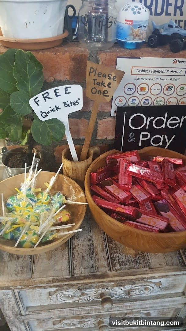 Free Quick Bites Display