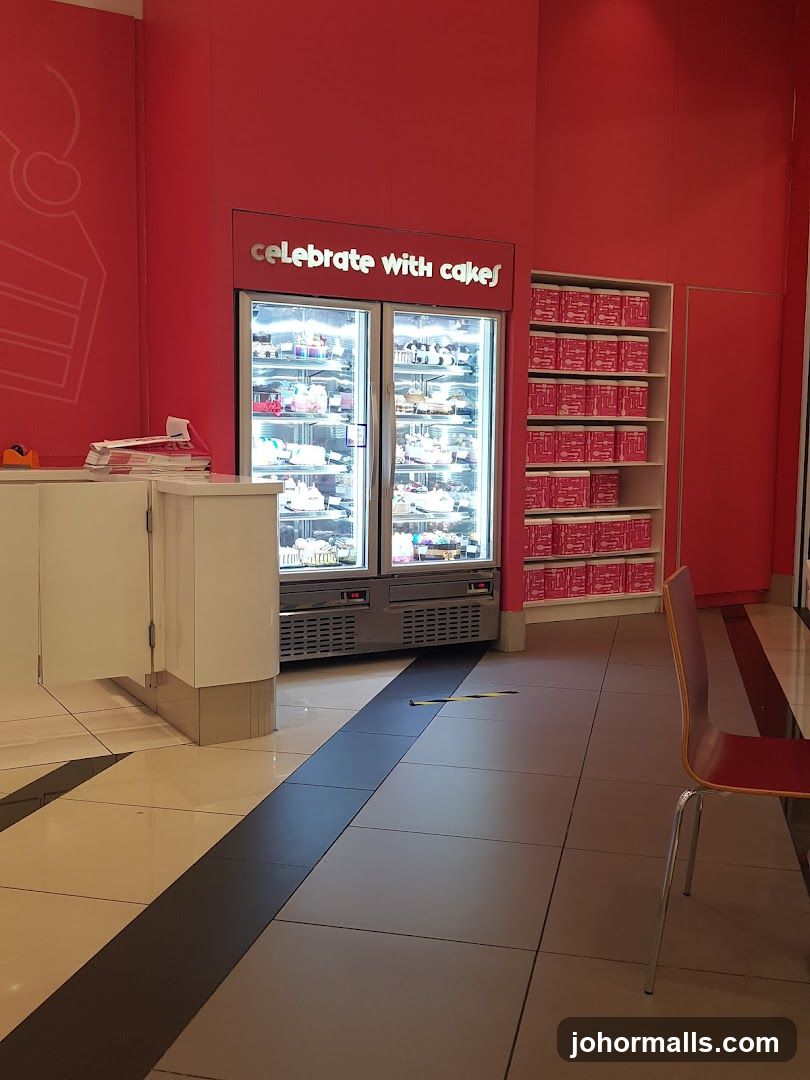Cake Display Refrigerator