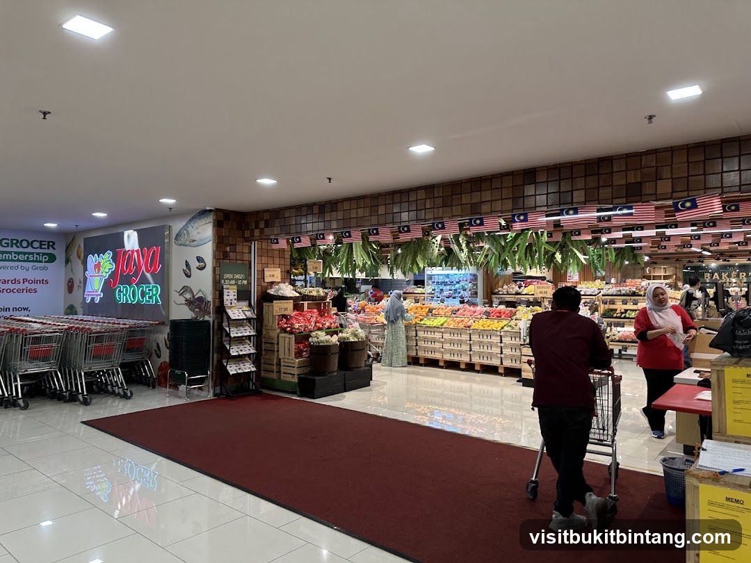 Jaya Grocer Interior