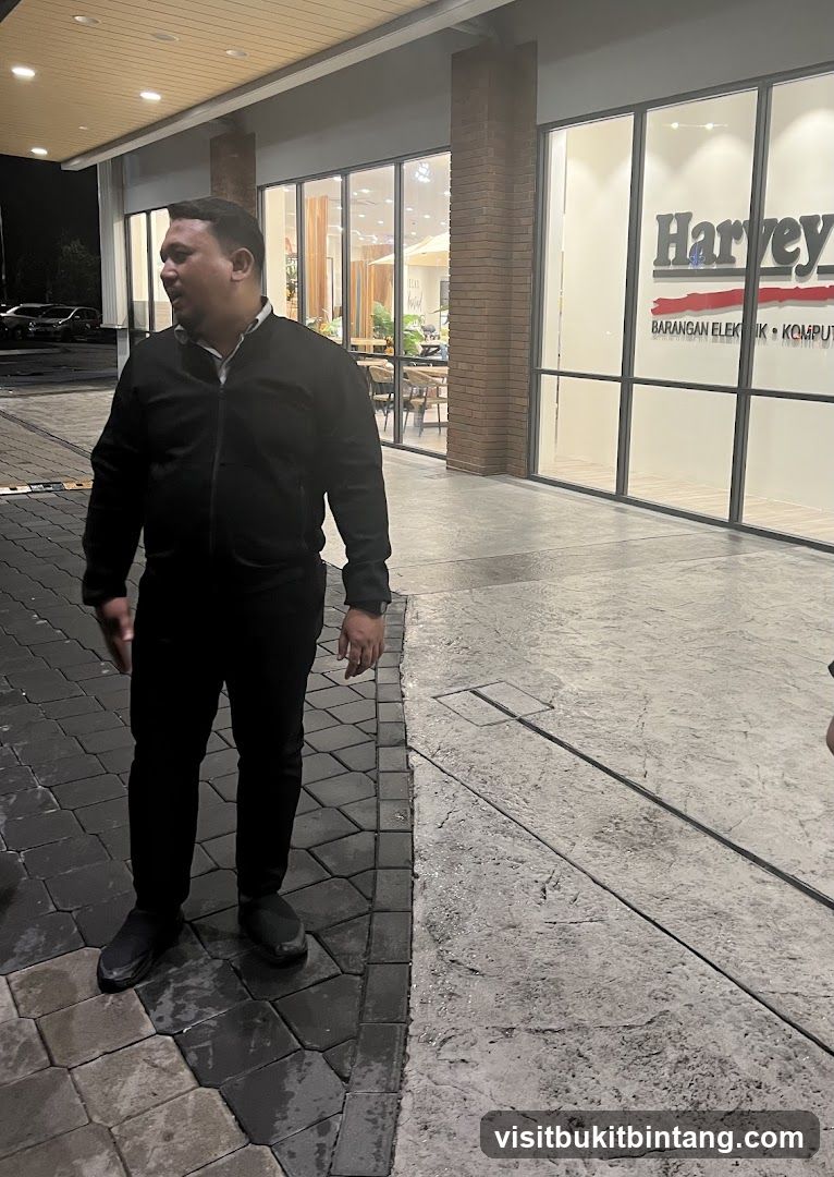 Harvey Norman (Elmina Lakeside)