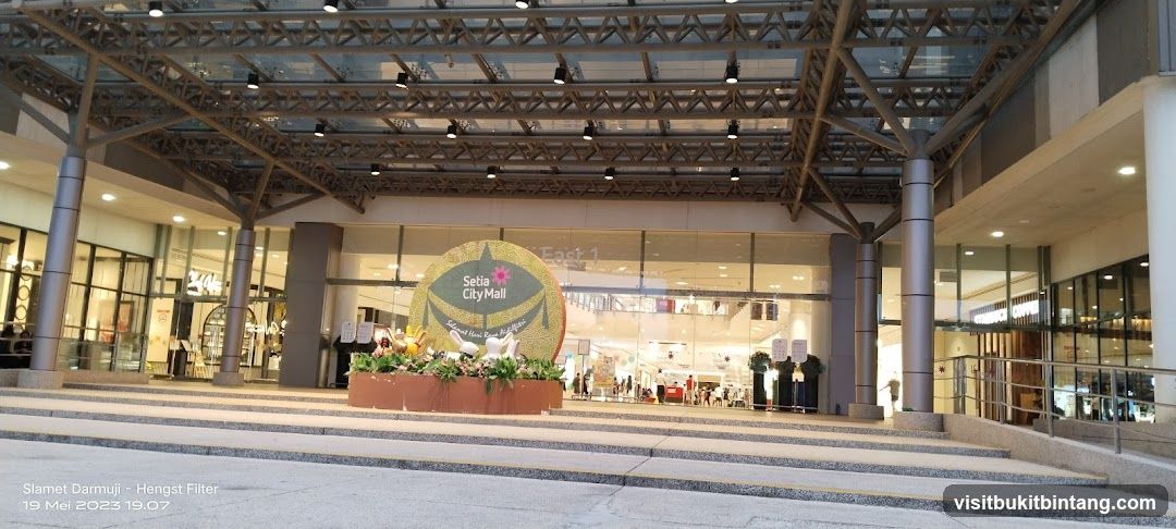 Setia City Mall Entrance