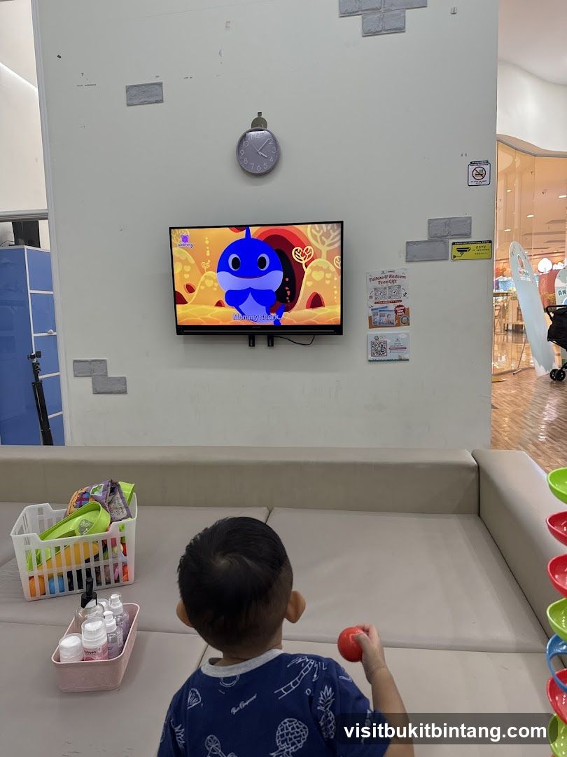 Waiting Area with Entertainment