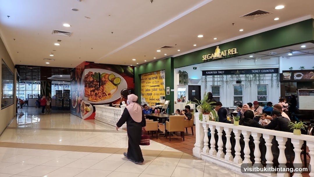 Food Court