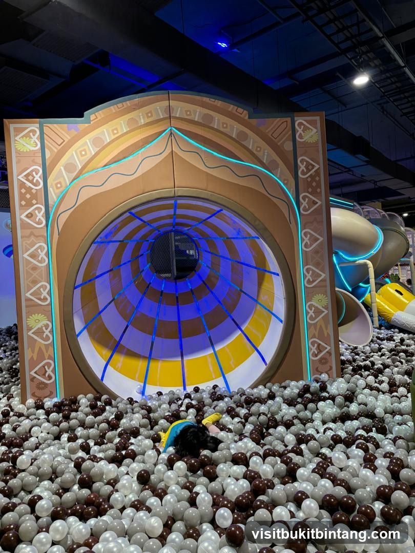 Indoor Playground Ball Pit