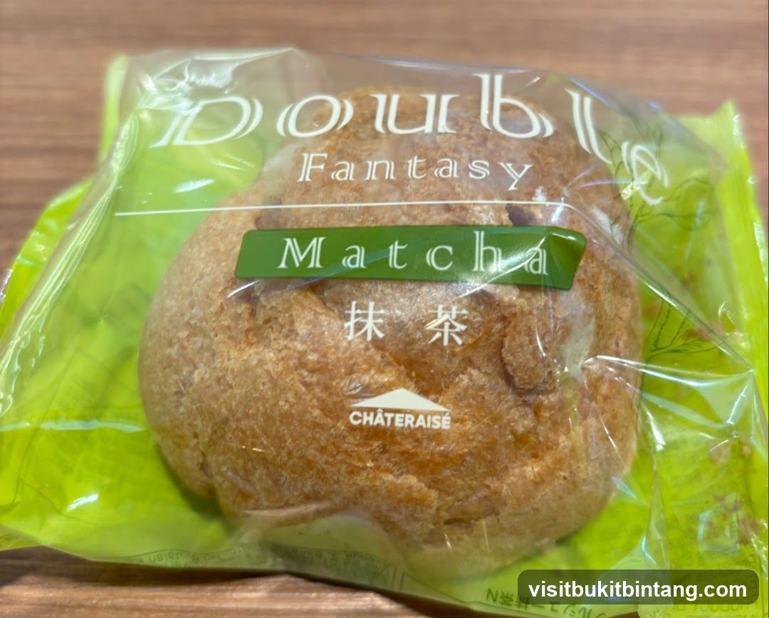 Matcha Cream Puff