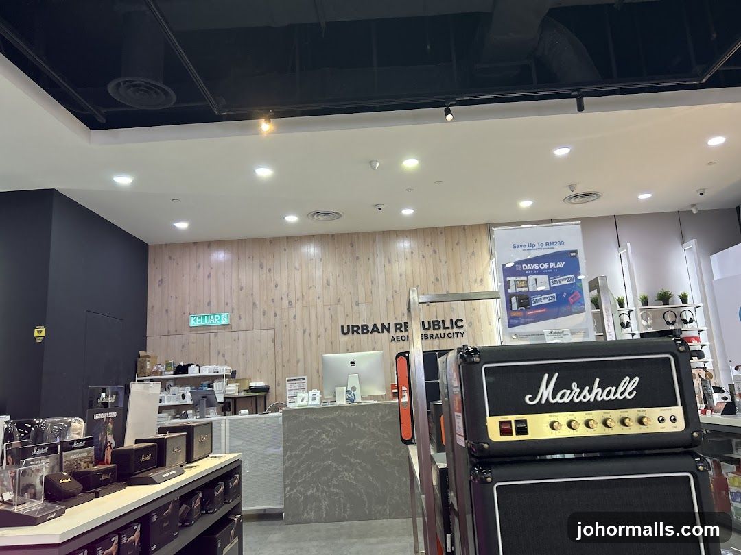 Urban Republic Store Interior