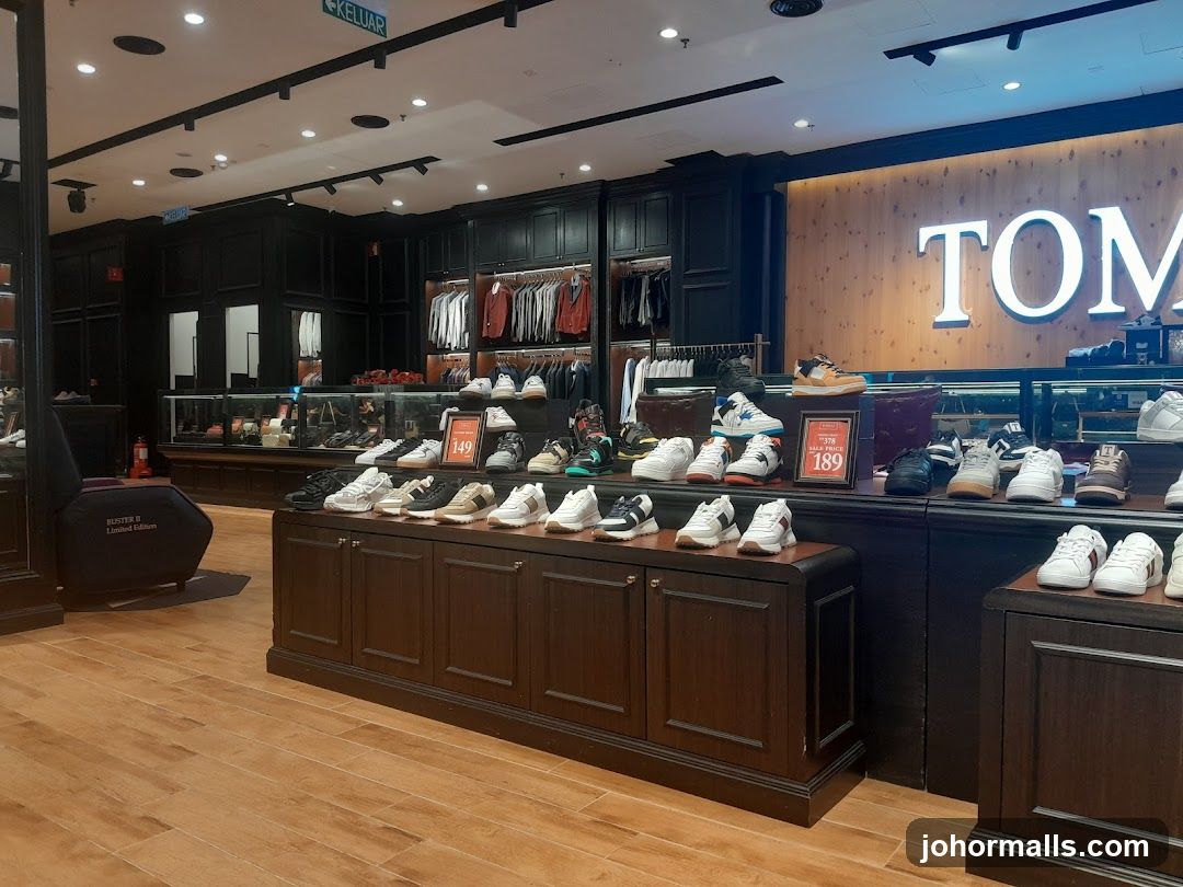 Shoe Store Display