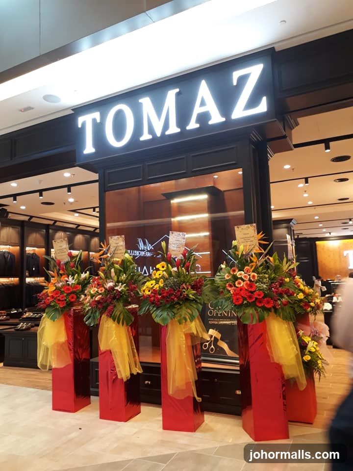 Tomaz @ Toppen Shopping Centre