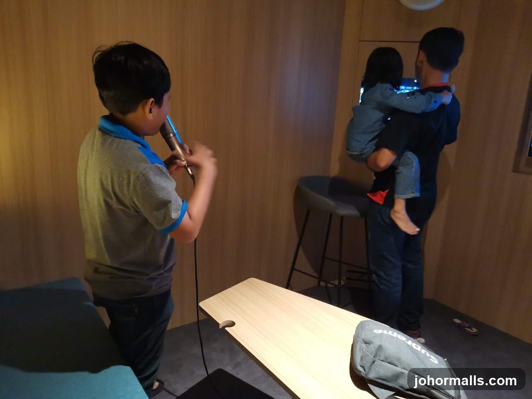 Karaoke Room