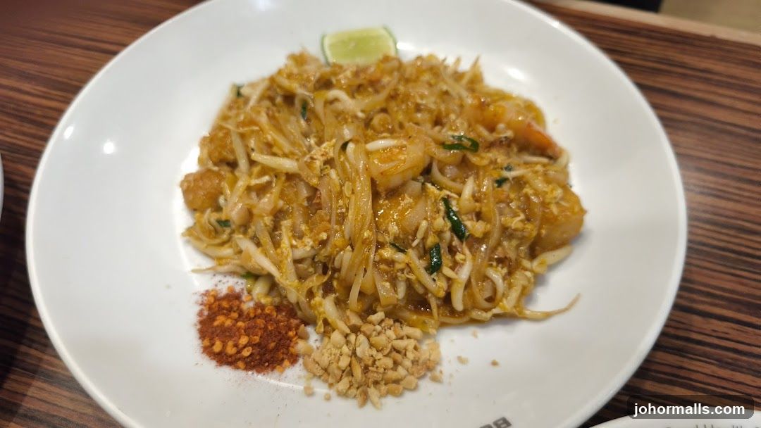 Pad Thai with Shrimp