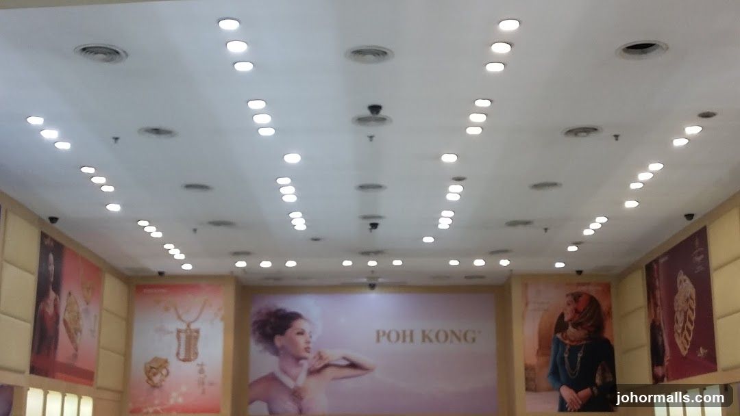 Poh Kong Jewelry Store Interior
