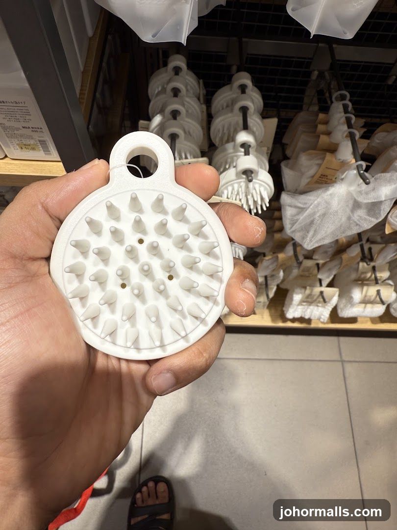 White Scalp Massager